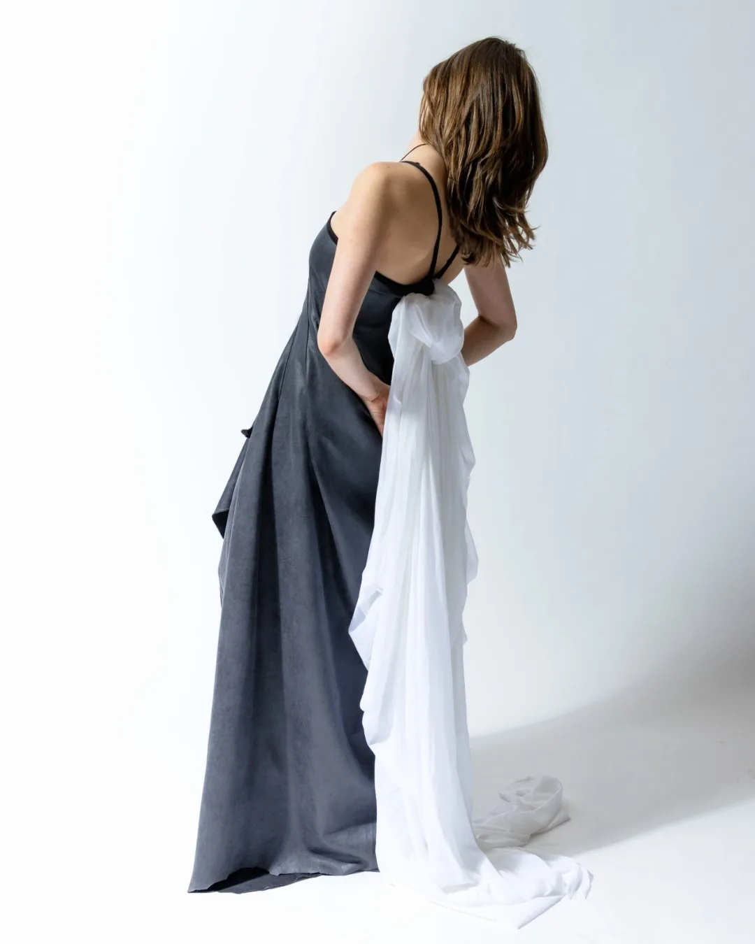 Flow Dress three quarter back